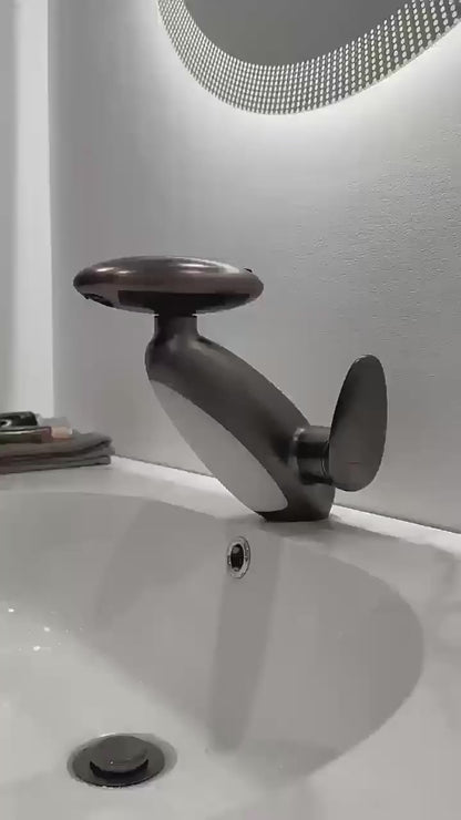 4 in 1 LED Bathroom Faucet Telescopic Sink Mixer Washbasin Kitchen Mixer Faucet with Hot and Cold Water