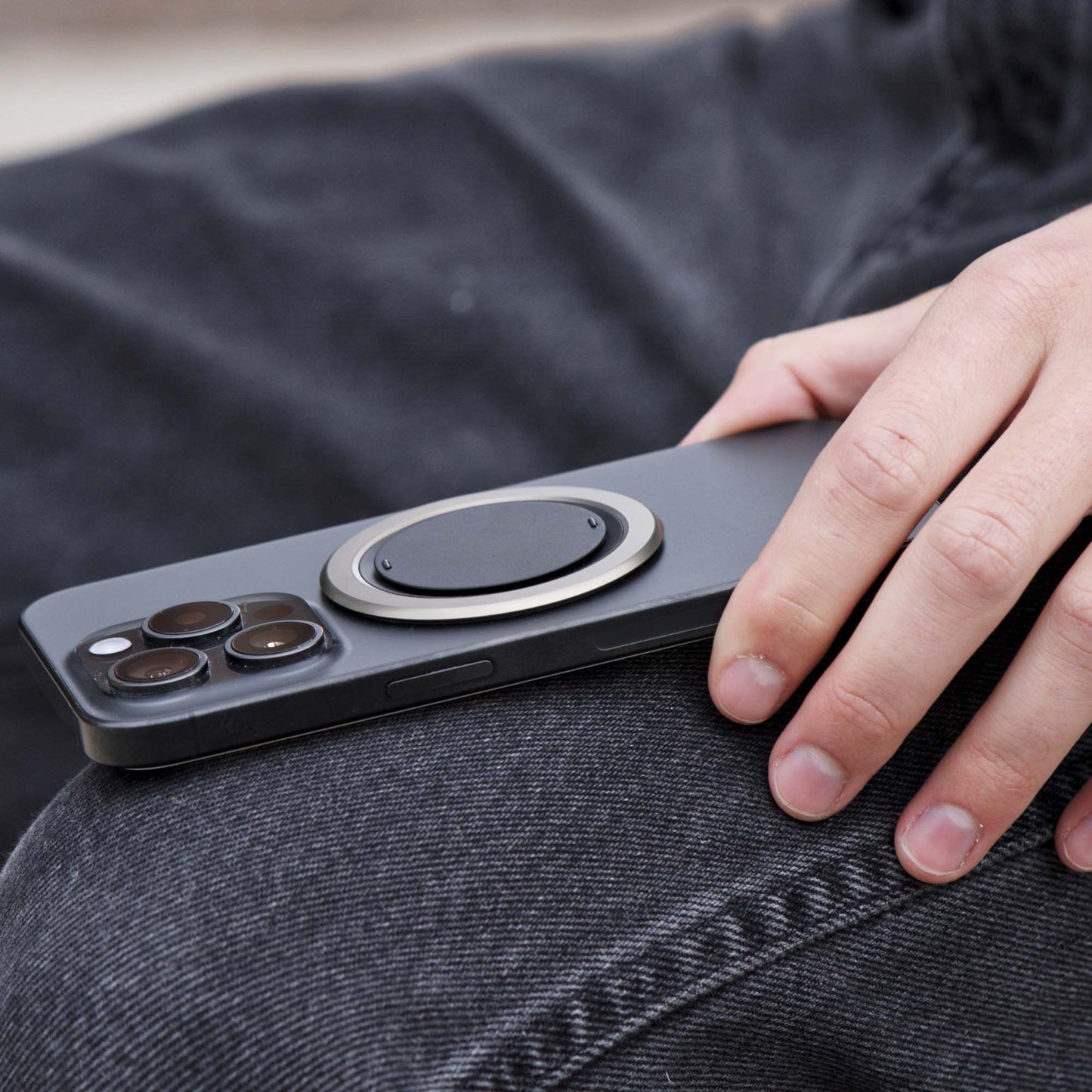 Snap Grip Luxe Magnetic Phone Grip Stand Ultra-Thin